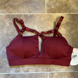 Brand New Lunalae Pole Top US Sz 4